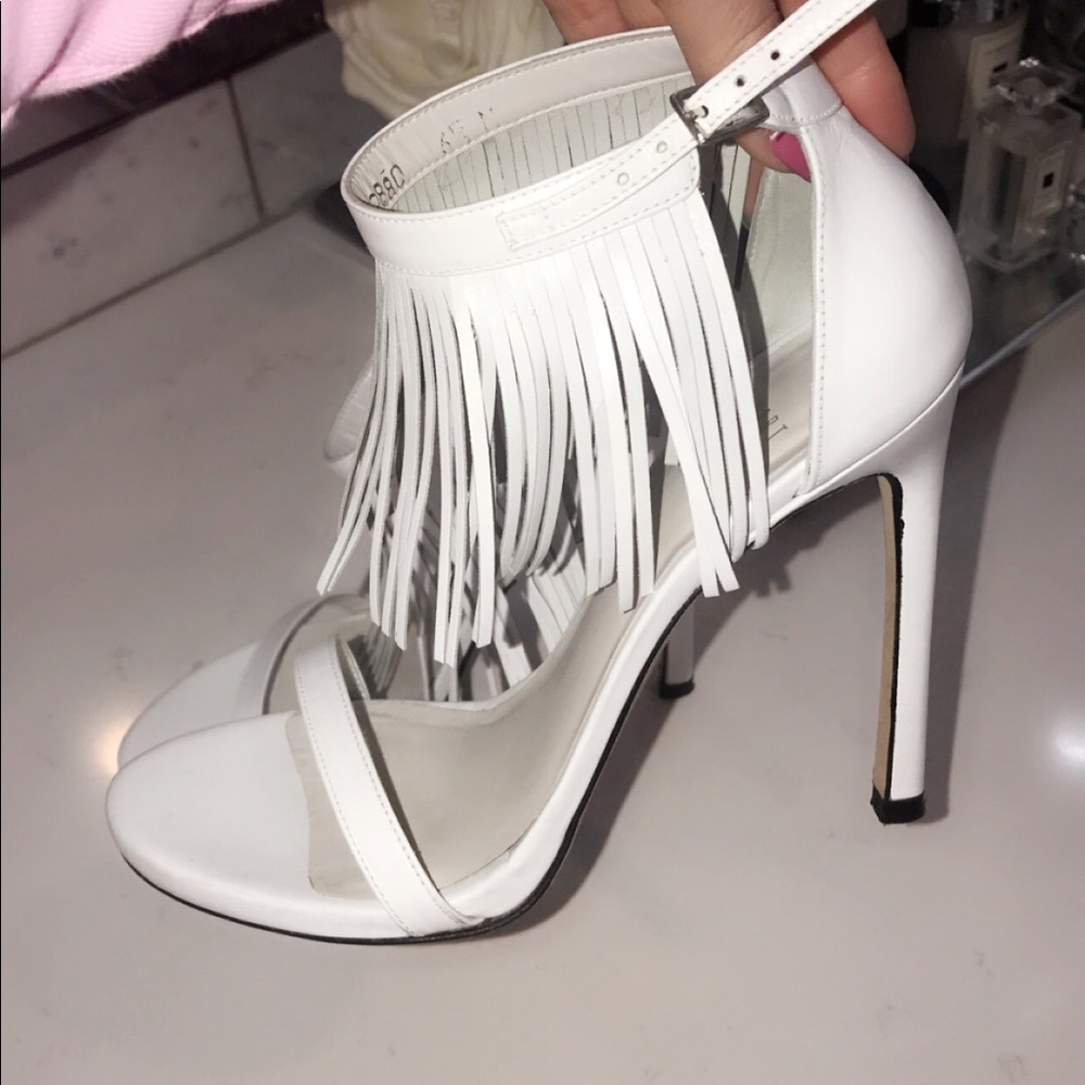 Stuart Weitzman Lovefringe Leather Sandals - Picture 3 of 7